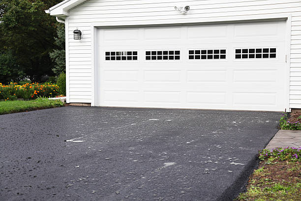 Best Property Management Cleanouts  in Roseville, OH